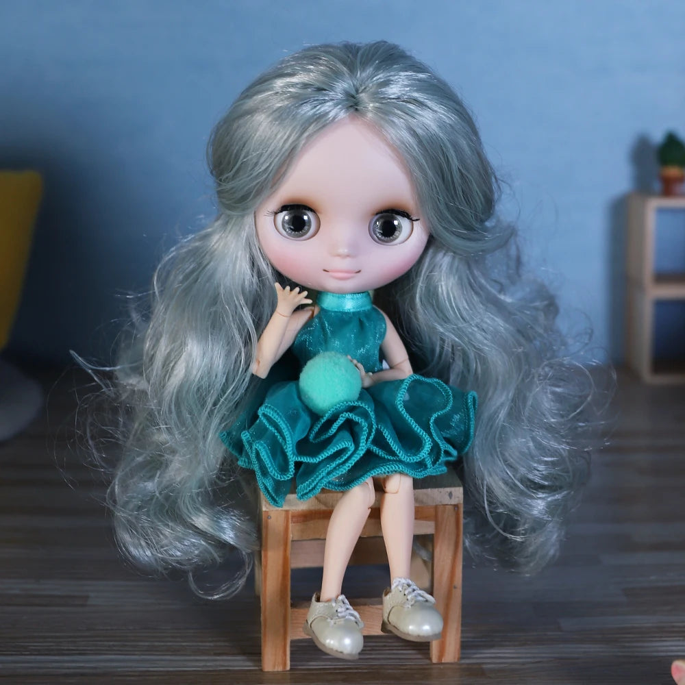 Middie Dolls
